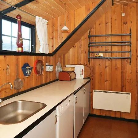 Three-bedroom In 2 Blåvand