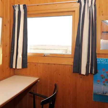 Three-bedroom In 2 Casa vacanze Blåvand