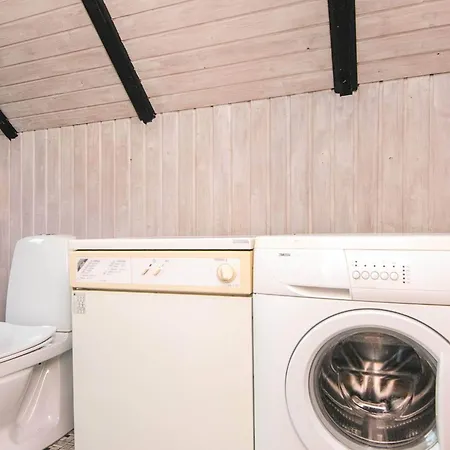 Three-bedroom In 2 度假居 布拉万德